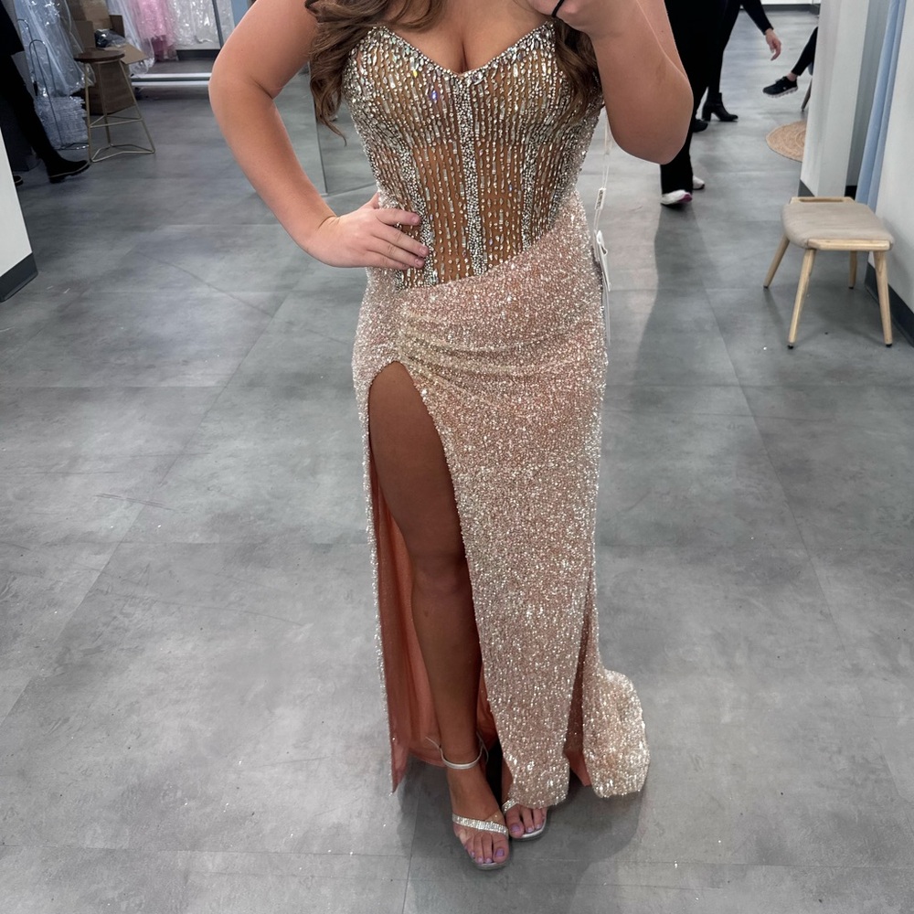 Portia and Scarlett Prom Dress💐